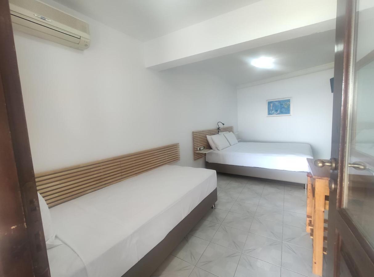 Para Thin Alos Inn 新马尔马拉斯 外观 照片