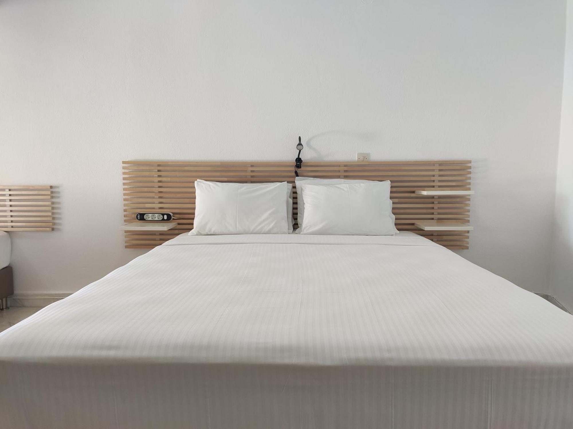 Para Thin Alos Inn 新马尔马拉斯 外观 照片